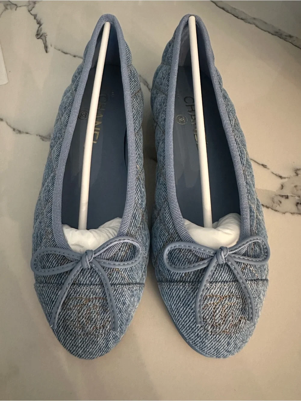 CHANEL Light Blue Quilted Denim Ballet Flats 35 NEW